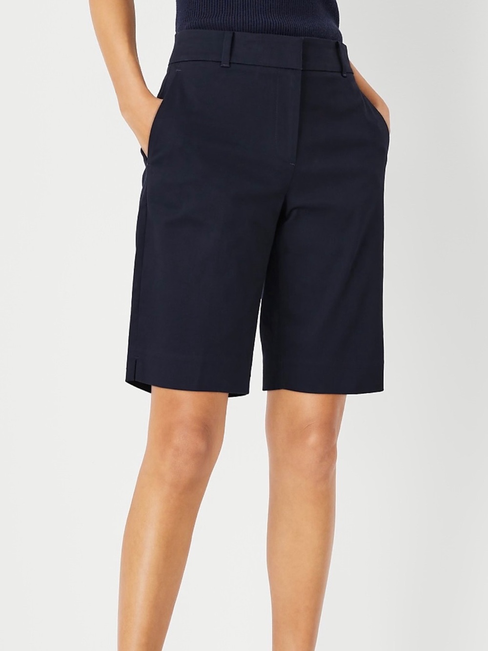 💙NWOT💙 Ann Taylor Navy Women’s Tailored Bermuda Shorts